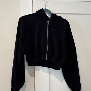 ALO Yoga Black Cropped Zip Up Hoodie
